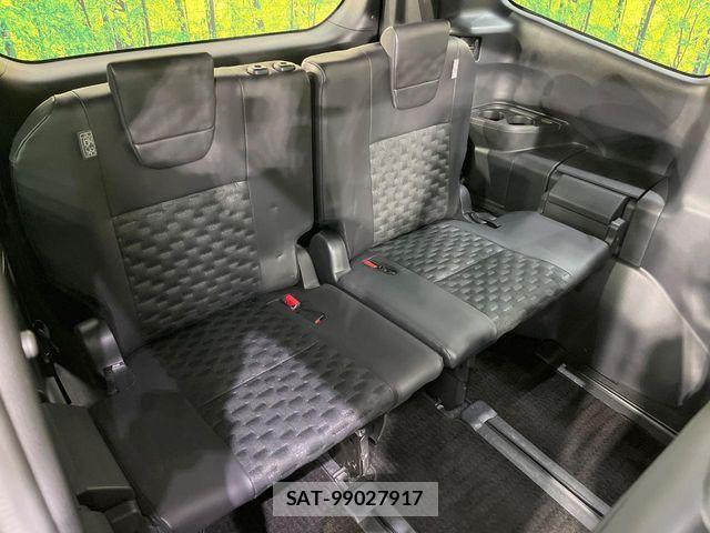 Toyota VOXY 2022-04 6717699-9