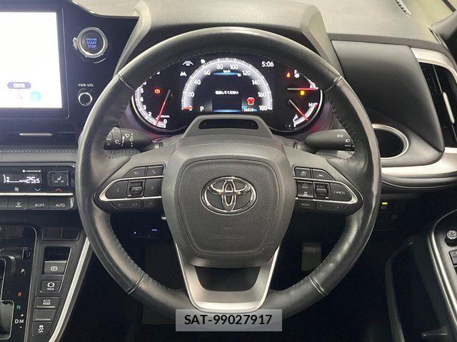 Toyota VOXY 2022-04 6717699-11
