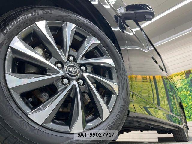 Toyota VOXY 2022-04 6717699-13