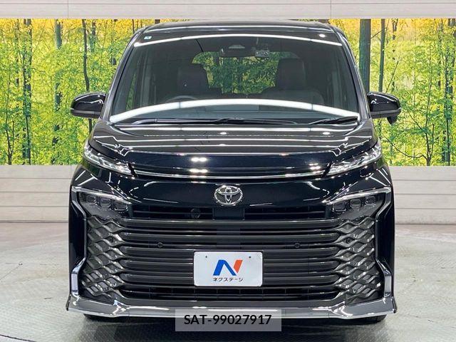 Toyota VOXY 2022-04 6717699-14