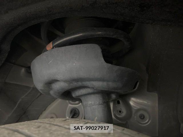Toyota VOXY 2022-04 6717699-19