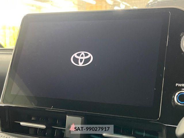 Toyota VOXY 2022-04 6717699-2