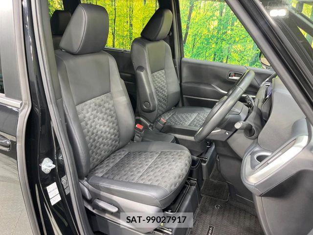 Toyota VOXY 2022-04 6717699-7