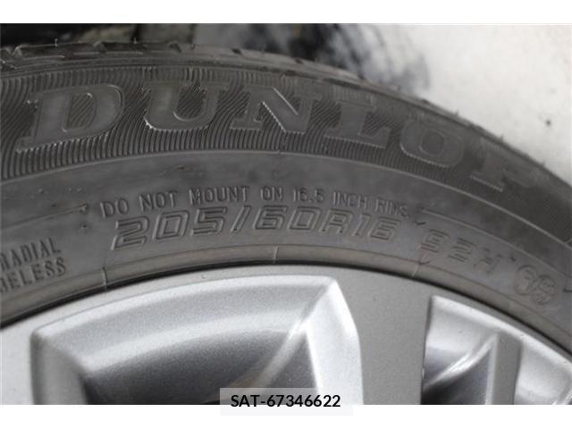 Toyota VOXY 2022-04 6717710-19