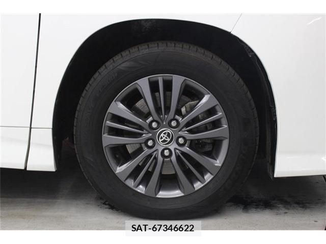 Toyota VOXY 2022-04 6717710-20