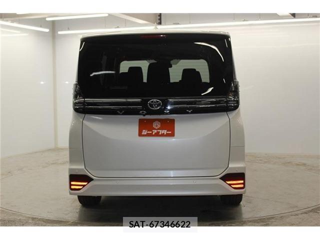 Toyota VOXY 2022-04 6717710-5