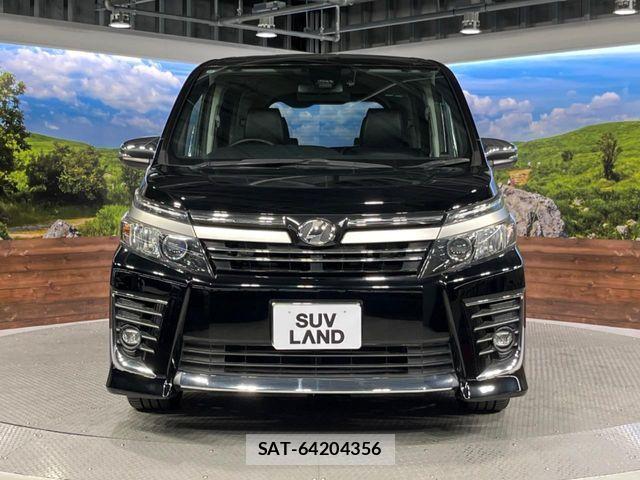 Toyota VOXY 2016-12 6717722-14