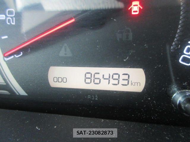 Toyota VOXY 2015-06 6717728-26