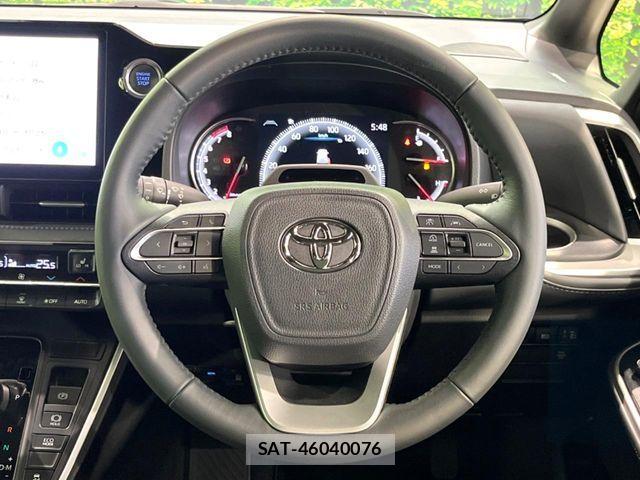 Toyota VOXY 2023-08 6717706-11