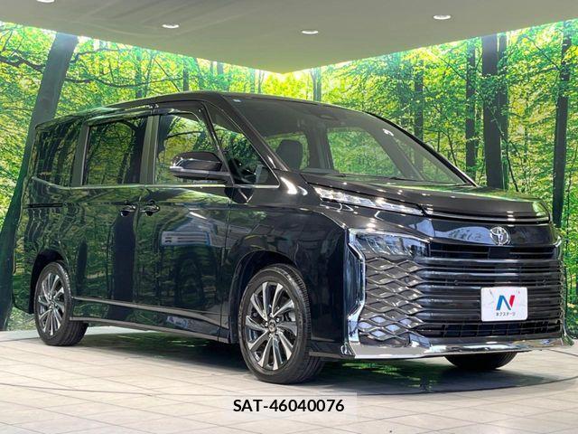 Toyota VOXY 2023-08 6717706-16