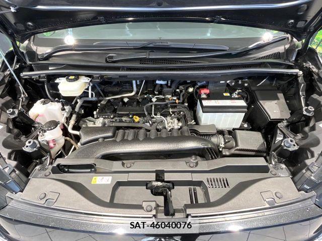 Toyota VOXY 2023-08 6717706-18