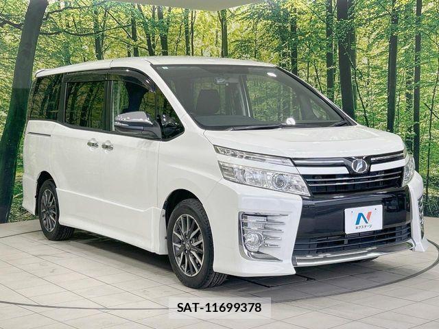 Toyota VOXY 2015-06 6717714-15