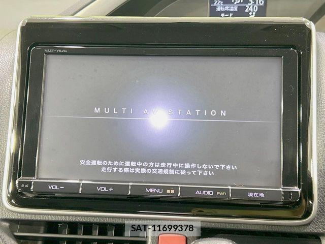Toyota VOXY 2015-06 6717714-2