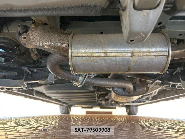 Toyota VOXY 2018-03 6753850-18