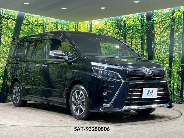 Toyota VOXY 2019-05 6753854-16