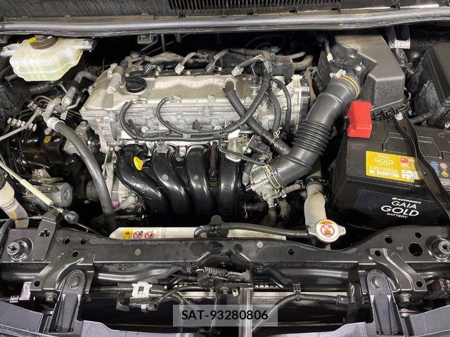 Toyota VOXY 2019-05 6753854-18