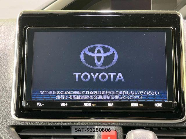 Toyota VOXY 2019-05 6753854-2