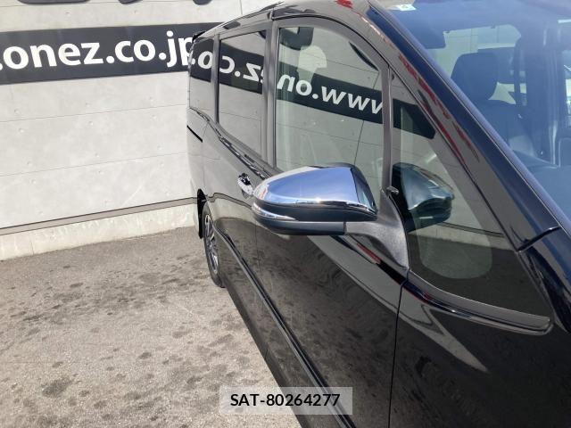 Toyota VOXY 2020-05 6753861-13