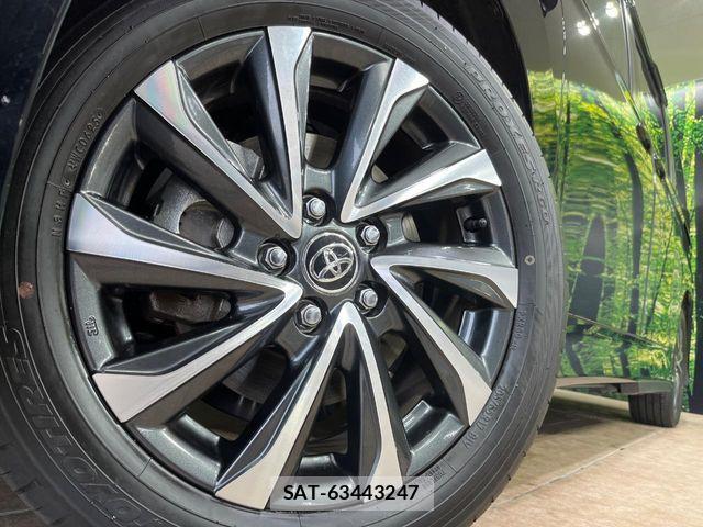 Toyota VOXY 2025-03 6753832-13