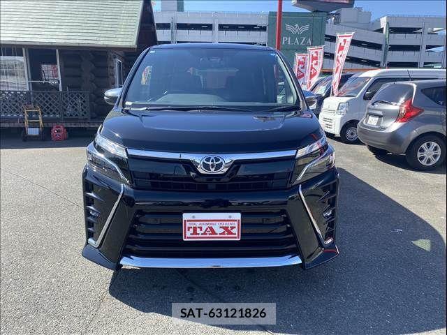 Toyota VOXY 2021-03 6753851-16