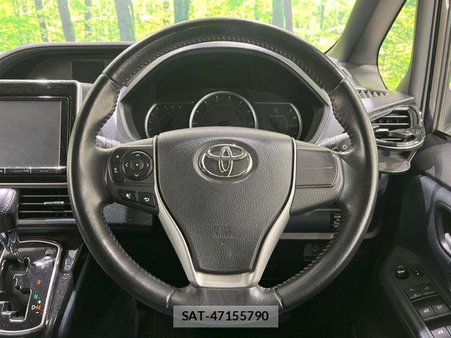 Toyota VOXY 2014-09 6753874-10