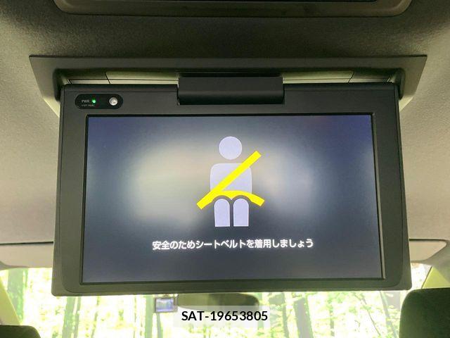 Toyota VOXY 2018-09 6753852-5