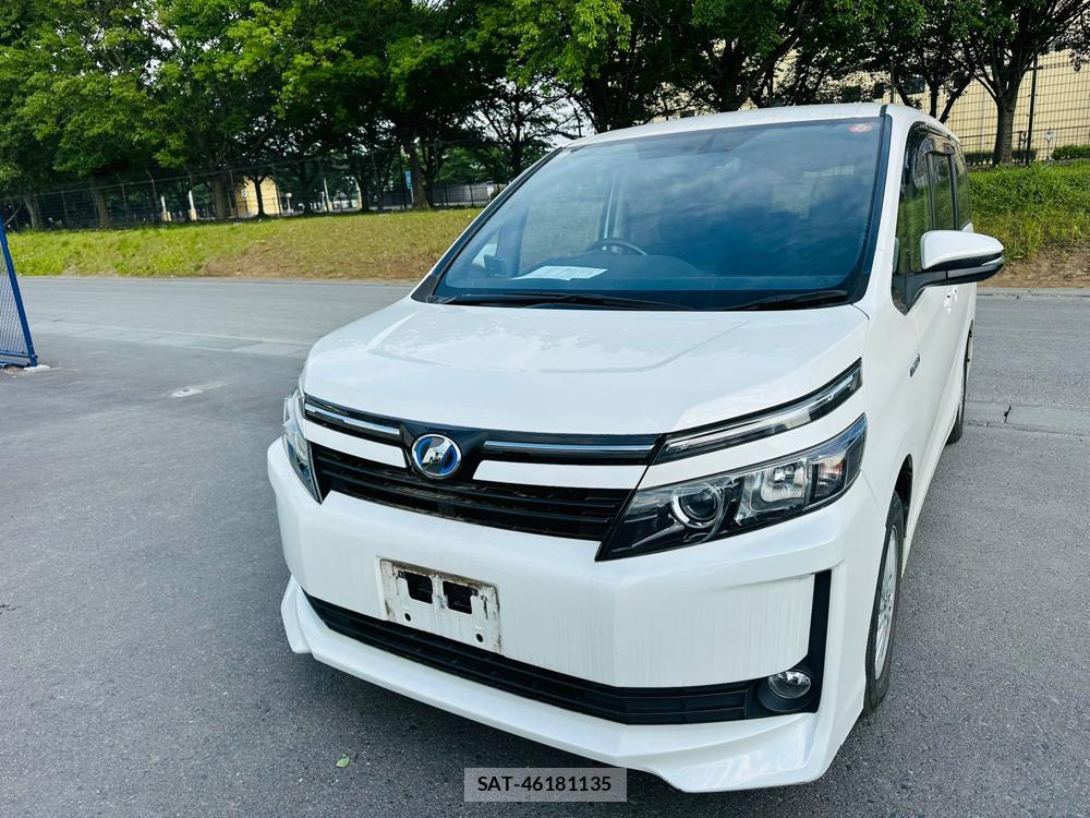 Toyota VOXY HYBRID 2015 6734644-0