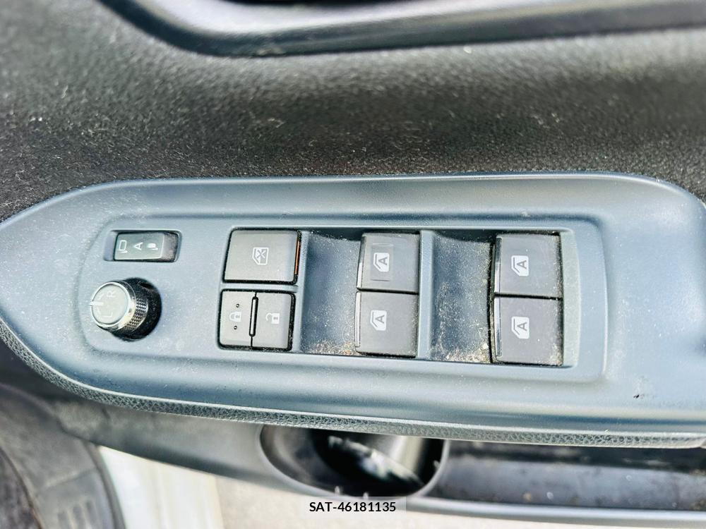 Toyota VOXY HYBRID 2015 6734644-20