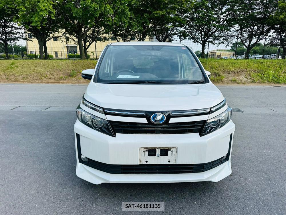 Toyota VOXY HYBRID 2015 6734644-7