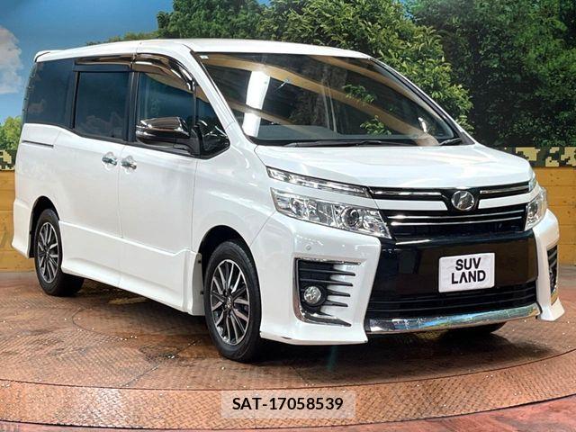Toyota VOXY 2015-07 6817928-15