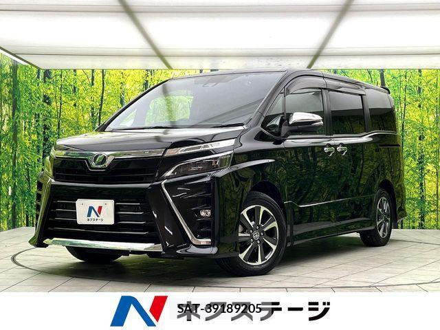 Toyota VOXY 2019-08 6817907-0