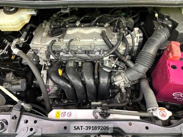 Toyota VOXY 2019-08 6817907-18