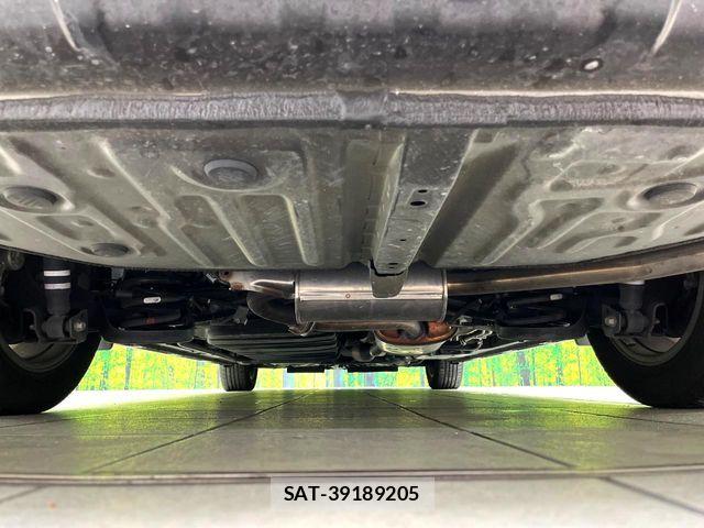 Toyota VOXY 2019-08 6817907-19