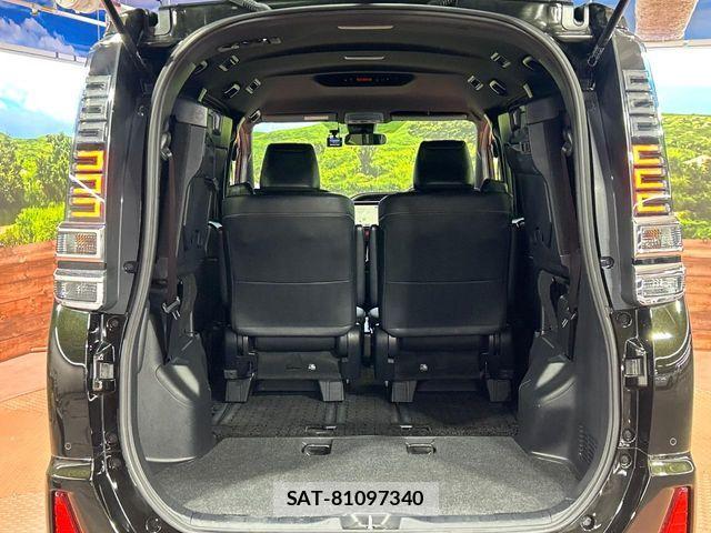 Toyota VOXY 2021-03 6817900-10