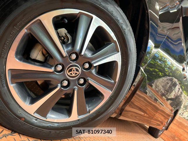 Toyota VOXY 2021-03 6817900-13