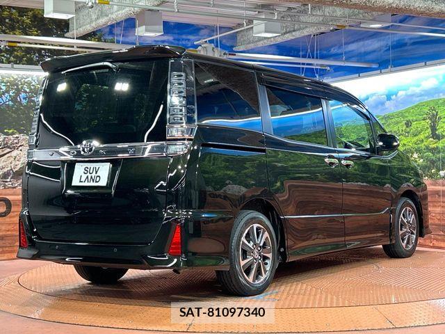 Toyota VOXY 2021-03 6817900-17