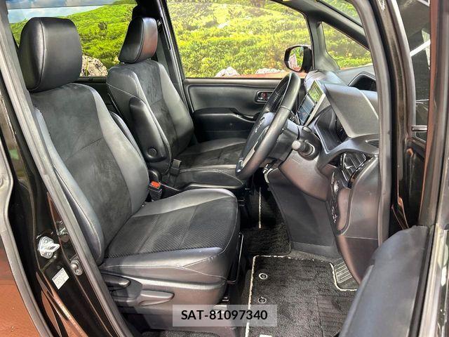 Toyota VOXY 2021-03 6817900-7