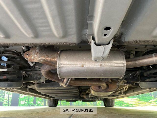Toyota VOXY 2020-02 6817901-19