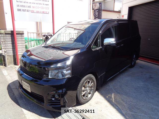 Toyota VOXY 2012-11 6817963-20