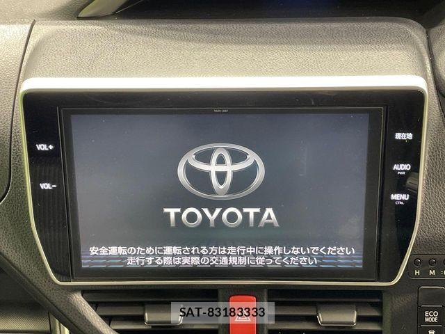 Toyota VOXY 2018-06 6817934-3