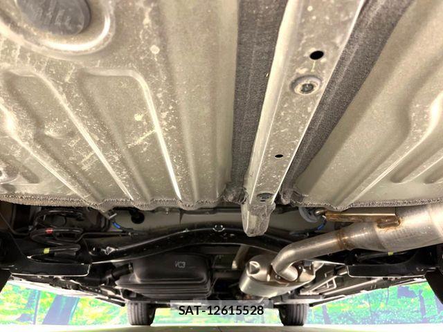 Toyota VOXY 2024-02 6817890-19