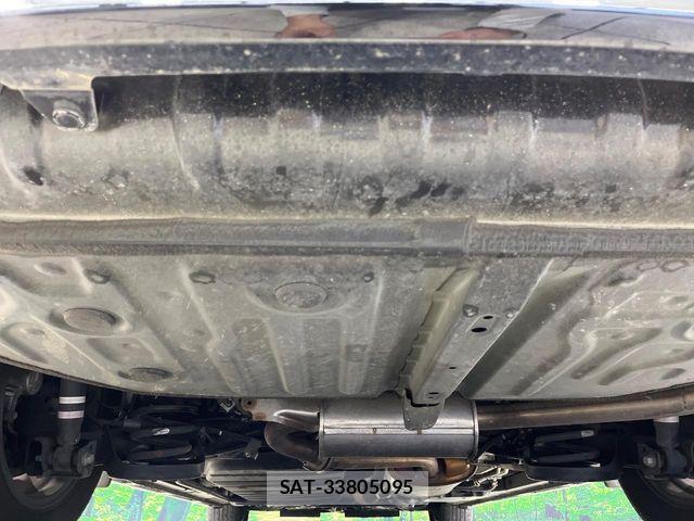Toyota VOXY 2019-02 6817902-18