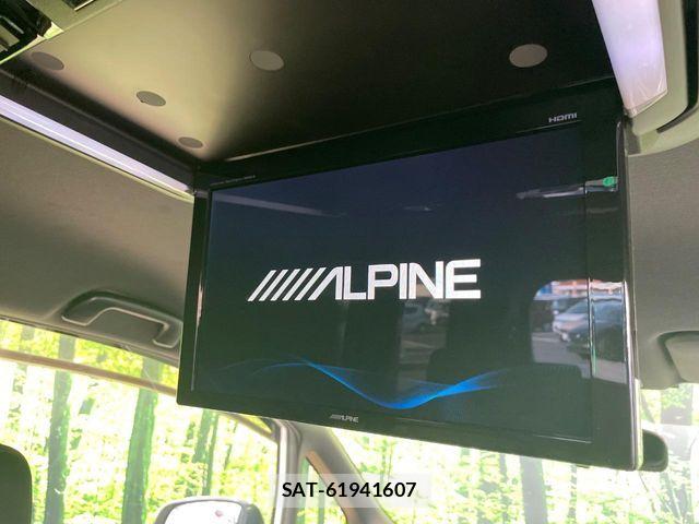 Toyota VOXY 2018-11 6817906-2
