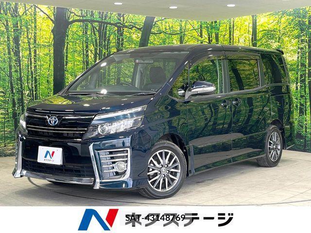Toyota VOXY 2014-03 6817929-0