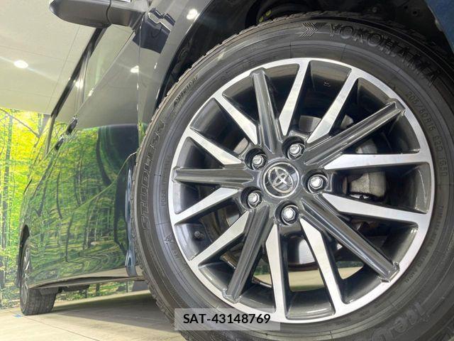 Toyota VOXY 2014-03 6817929-13