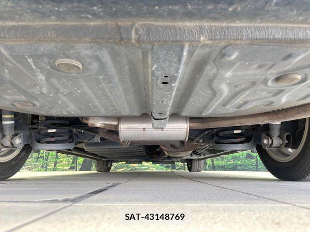 Toyota VOXY 2014-03 6817929-19