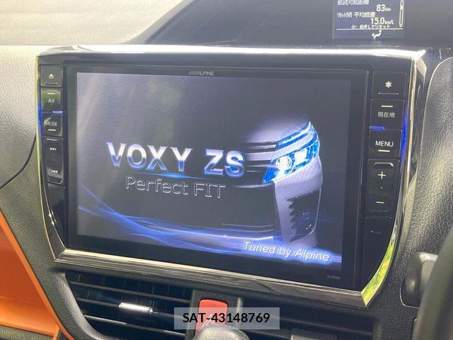 Toyota VOXY 2014-03 6817929-3