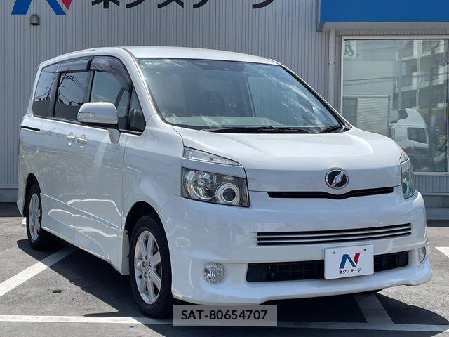 Toyota VOXY 2008-07 6817962-16