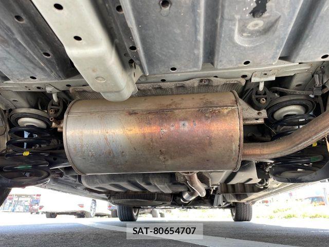 Toyota VOXY 2008-07 6817962-19