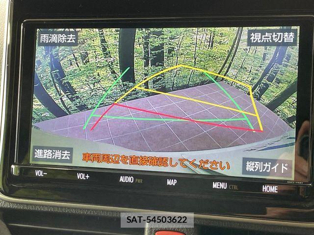 Toyota VOXY 2019-09 6817923-4